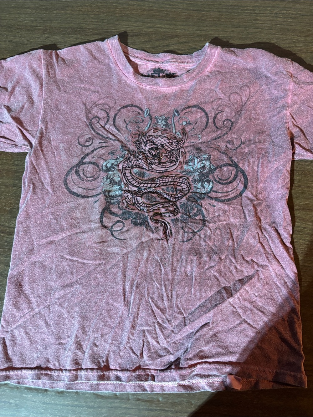 Helix Dusty Pink Short Sleeve Snake Graphic Tee